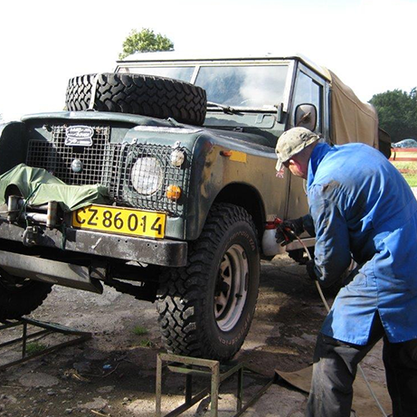 LANDROVER CHASSIS COATED WITH PROLAN